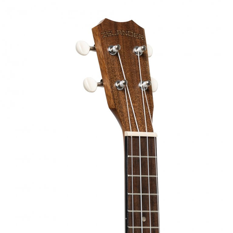 Islander AC-4UKE