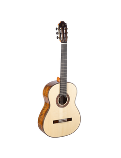 KLASSIK GITARREN