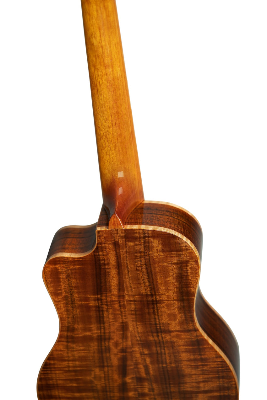 ORTEGA RUHZ30TH-BW 30th Anniversary Tenor Elektroakustik Ukulele inkl. Tasche (Blauwal)